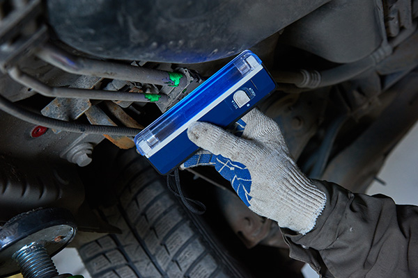 Why Do Technicians Inject Dye into Vehicle A/C Systems? | Roesbery Car Care Walnut Creek